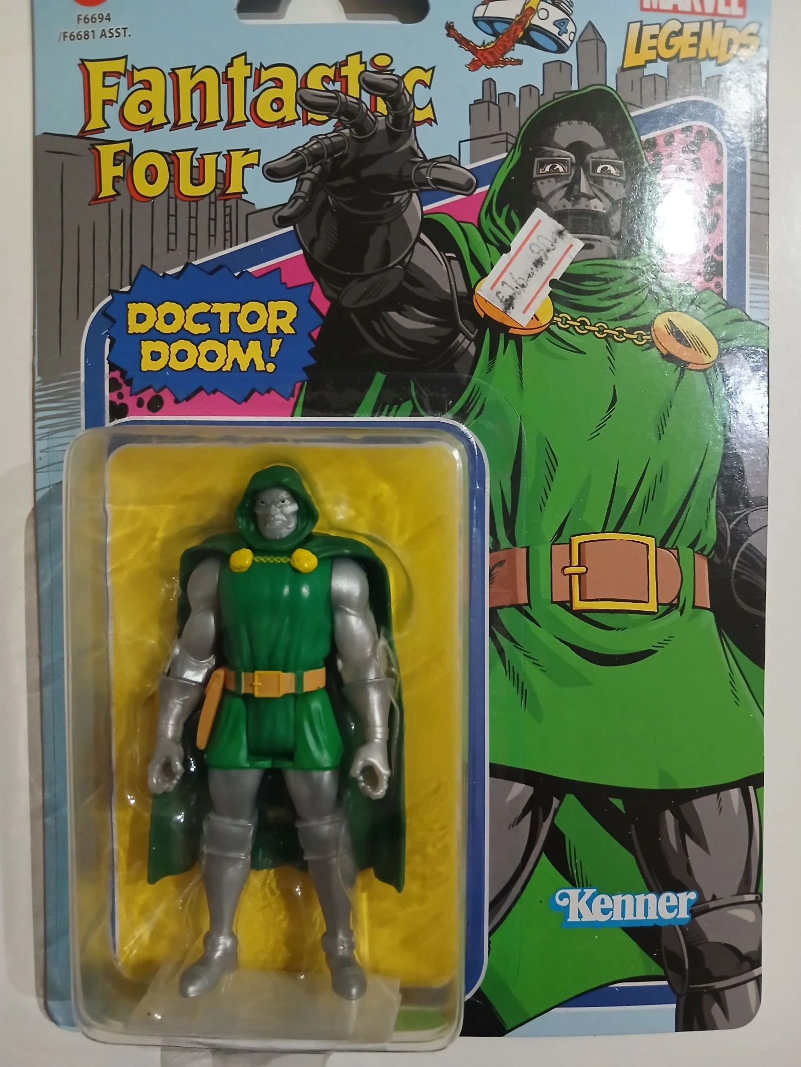Figurine kenner marvel legends doctor doom 